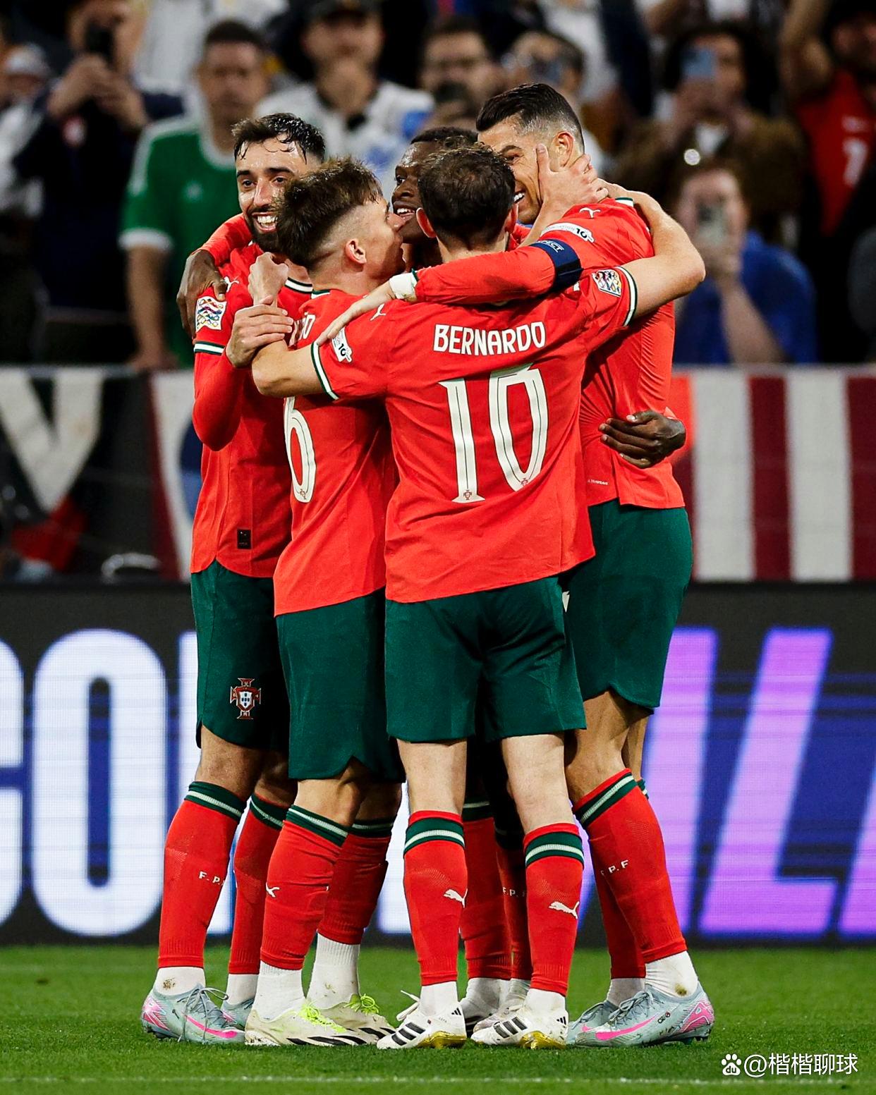 包含赛前法国杯传出新动向；多特蒙德手感冰凉；管理层表态——目标明确；球队文化再被提及的词条