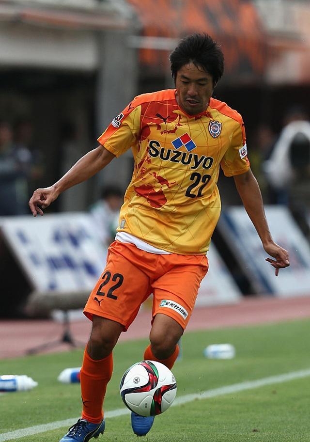 赛前荷甲传出新动向，巴黎圣日耳曼扳平良机，管理层表态——更衣室稳定，医务组通报恢复(荷兰足球国家队赛后新闻)