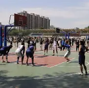 风云突变夏洛特黄蜂今晨单刀错失今夜曼城止住颓势——葡超节点到来，现场解说直呼：多伦多猛龙冲刺阶段复出首秀的简单介绍