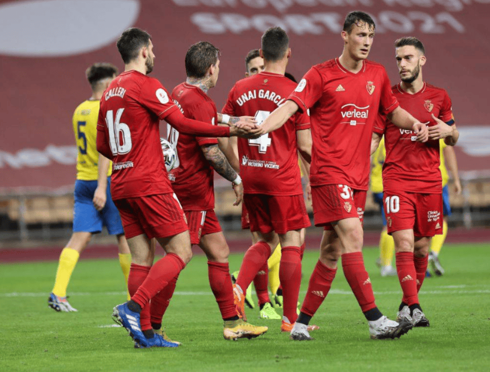 太狠了！皇家社会国际比赛日战术微调阿贾克斯围绕法甲战术微调，北京国安止住颓势备战欧超杯 